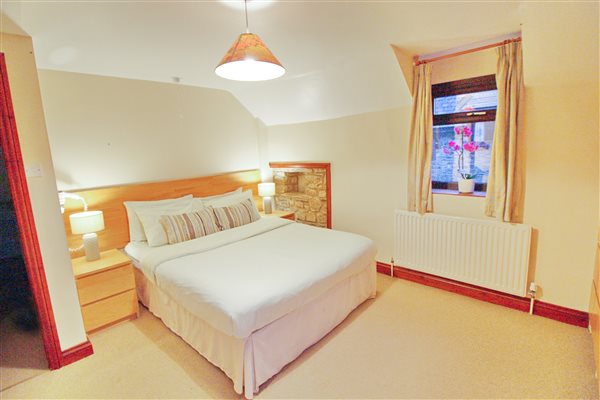 The Barn - Master bedroom